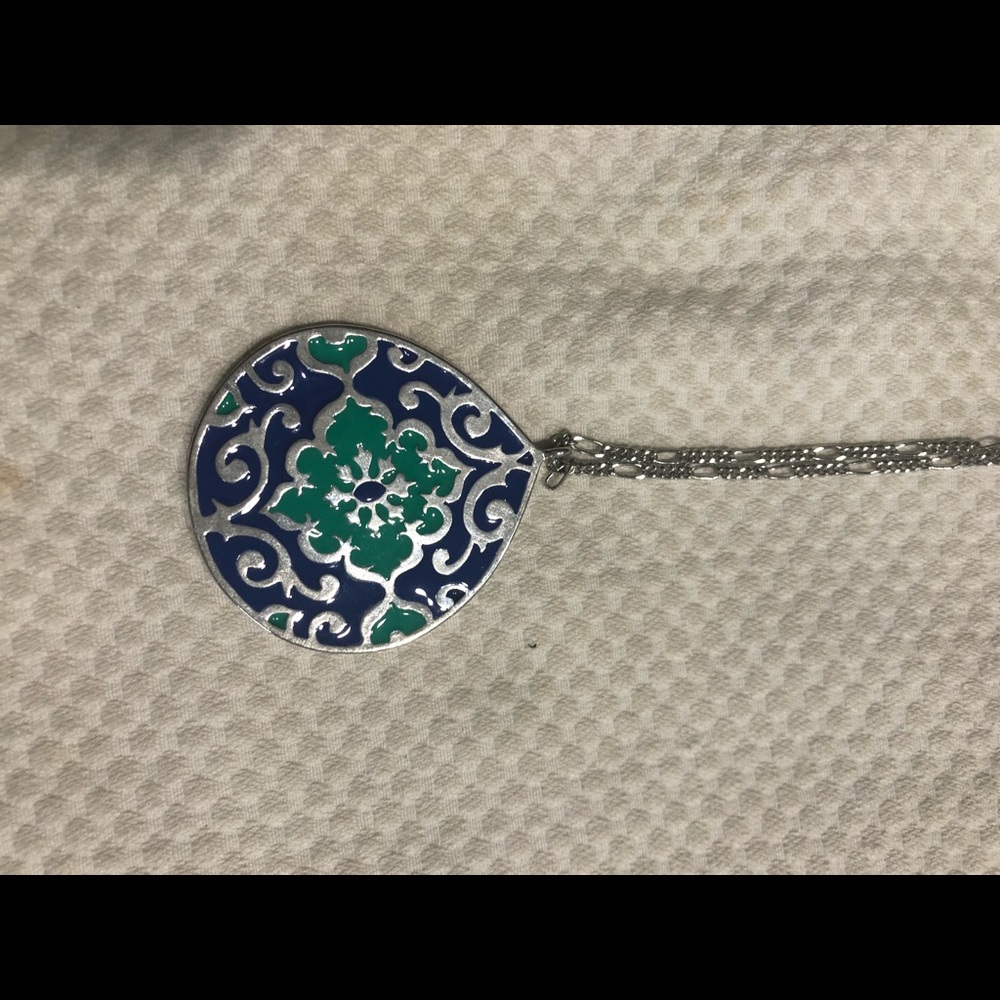 The Limited pendant necklace